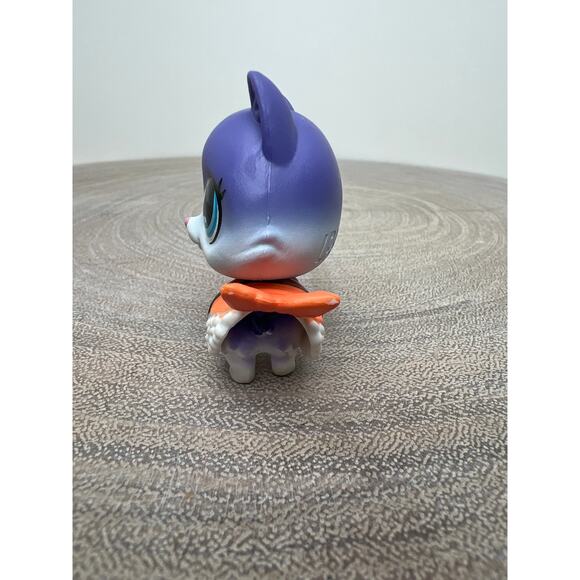 Littlest Pet Shop Sushiko Catson (#3-74) Blue Eyes Hungry Pets - Picture 2 of 6